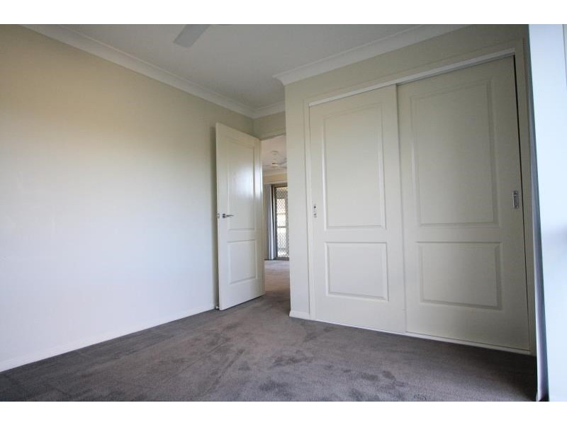 16 Quinn Close, Augustine Heights QLD 4300