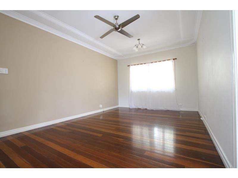 95 Tennessee Avenue, Tarragindi QLD 4121
