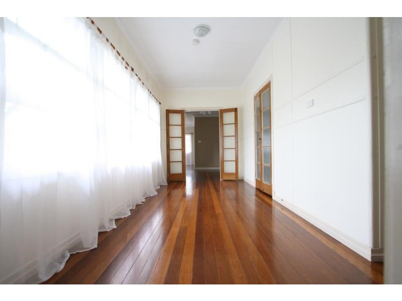 95 Tennessee Avenue, Tarragindi QLD 4121