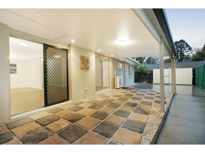 66 Granadilla Street, Macgregor QLD 4109