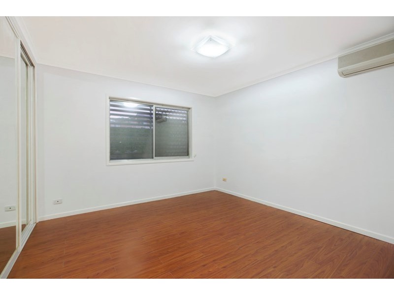 66 Granadilla Street, Macgregor QLD 4109