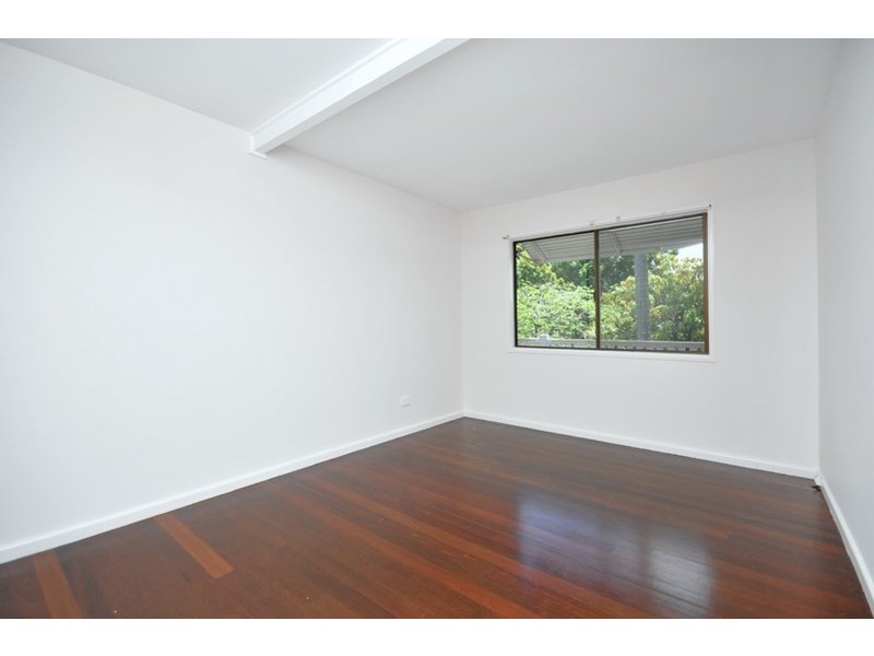 2/33 Yuletide Street, Holland Park QLD 4121