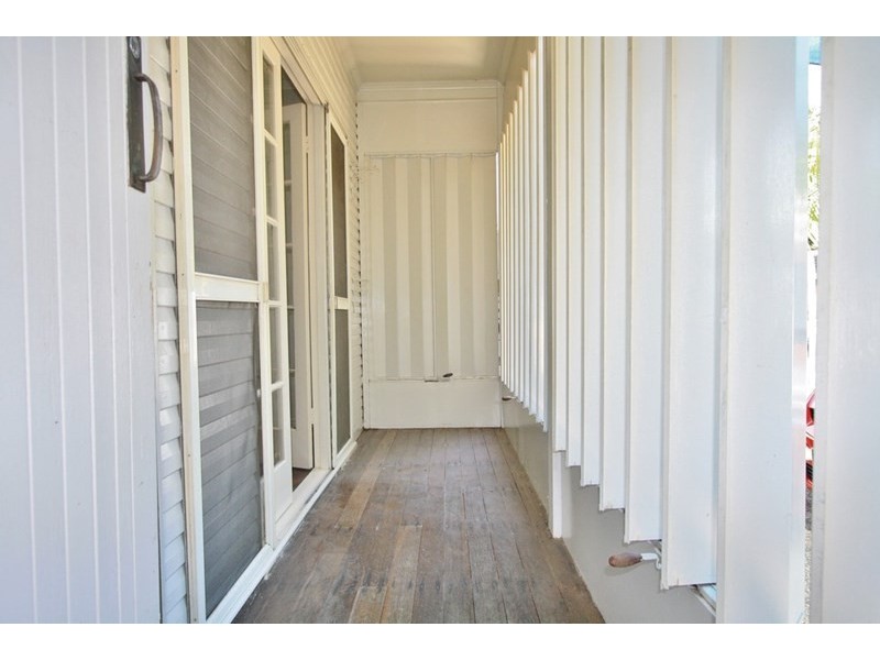 10a Corn Street, Holland Park West QLD 4121