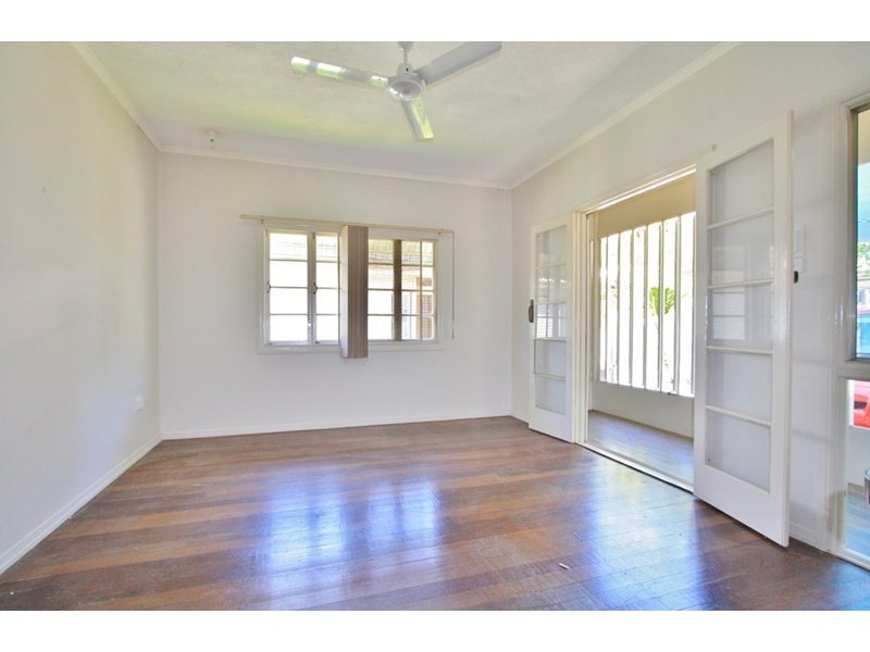 10a Corn Street, Holland Park West QLD 4121