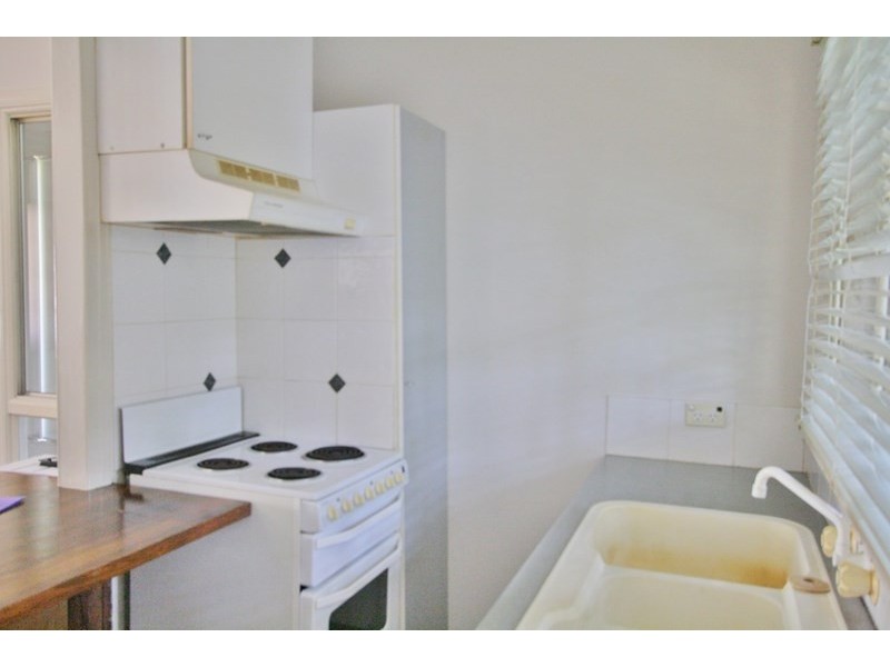 10a Corn Street, Holland Park West QLD 4121