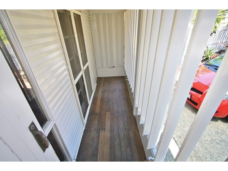 10a Corn Street, Holland Park West QLD 4121