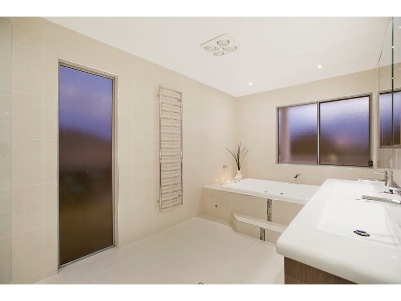 32 Calliope Circuit, Murarrie QLD 4172