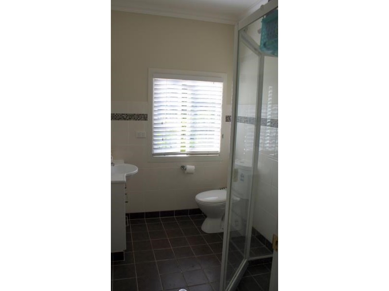 37 Boronia Avenue, Holland Park West QLD 4121