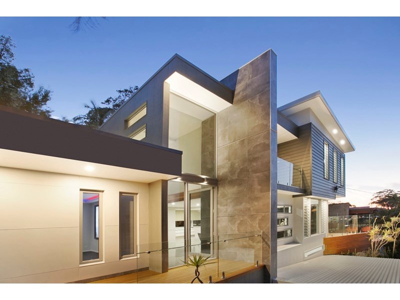 4 Odessa Street, Holland Park West QLD 4121