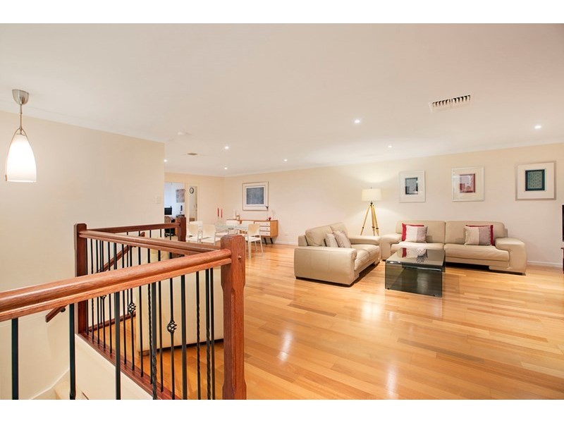 26 Brodie Street, Holland Park West QLD 4121