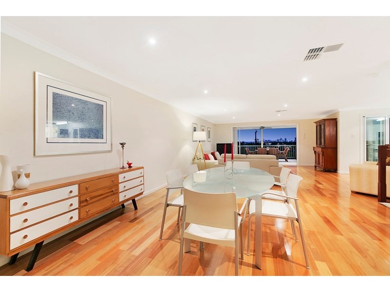 26 Brodie Street, Holland Park West QLD 4121