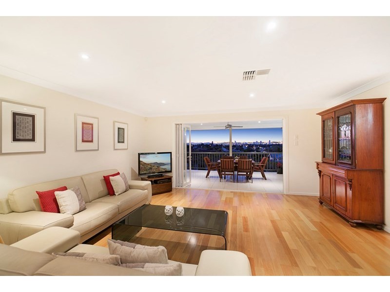 26 Brodie Street, Holland Park West QLD 4121