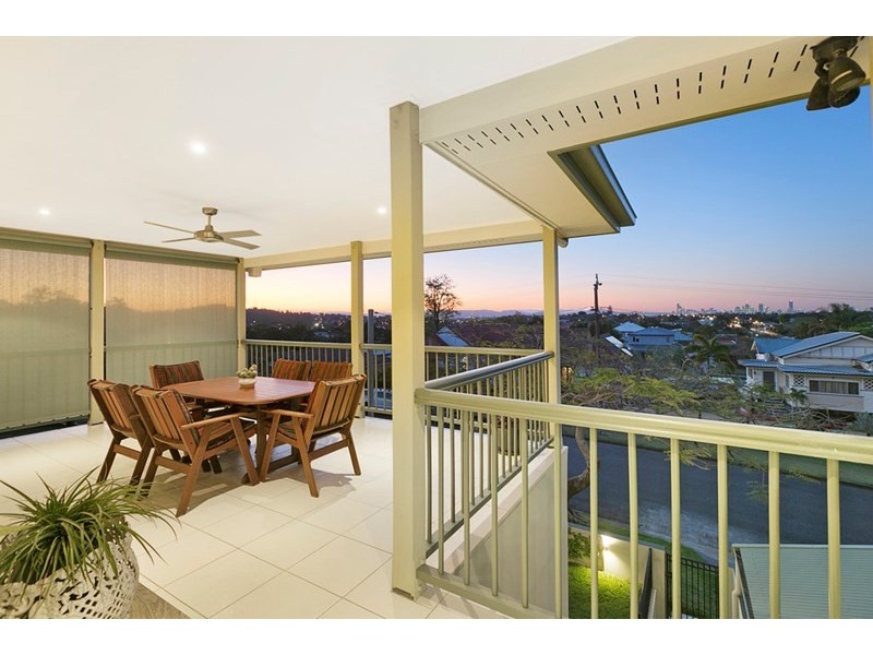 26 Brodie Street, Holland Park West QLD 4121