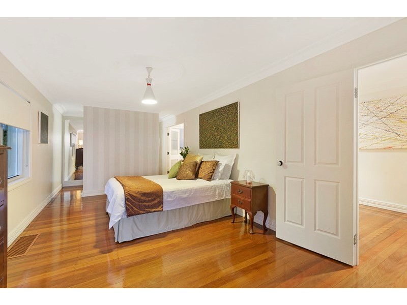 26 Brodie Street, Holland Park West QLD 4121