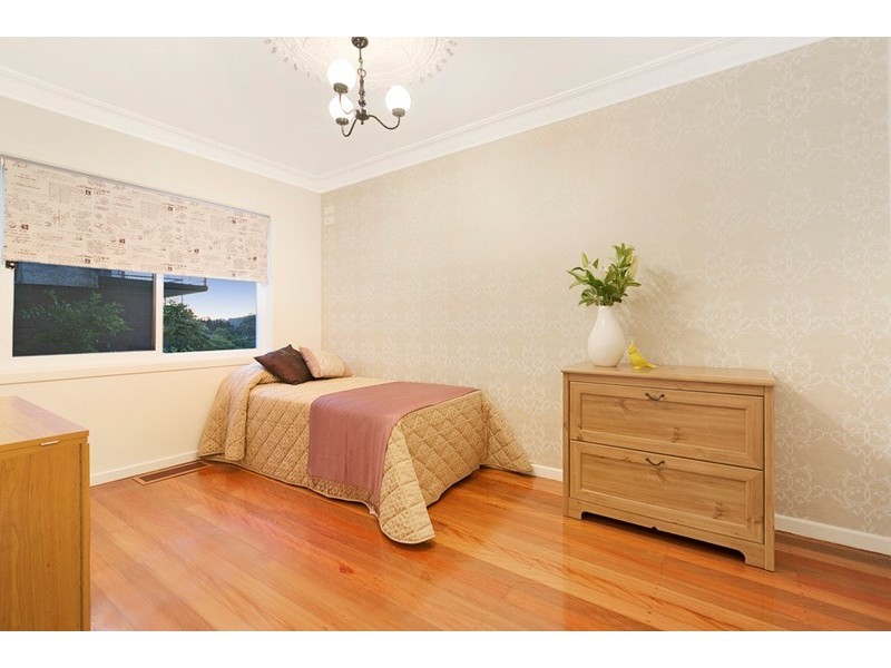 26 Brodie Street, Holland Park West QLD 4121