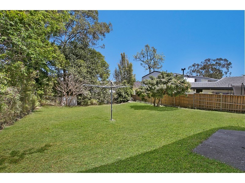 851 Cavendish Road, Holland Park QLD 4121