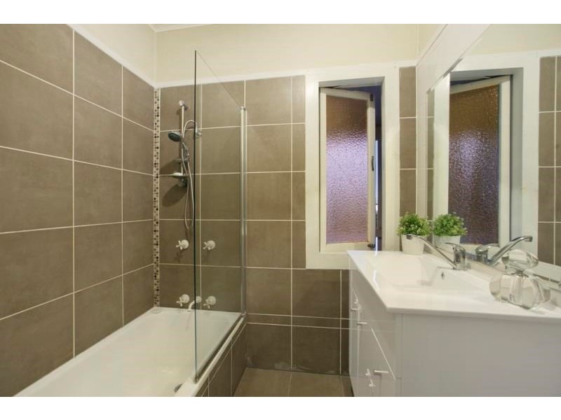 68 Marquis Street, Greenslopes QLD 4120