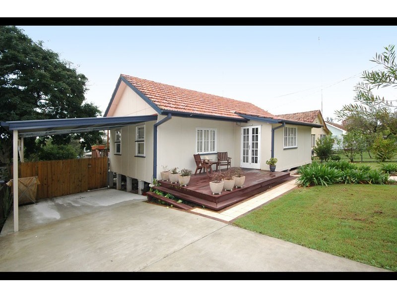 25 Robinson Street, Moorooka QLD 4105