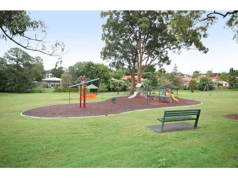 25 Robinson Street, Moorooka QLD 4105