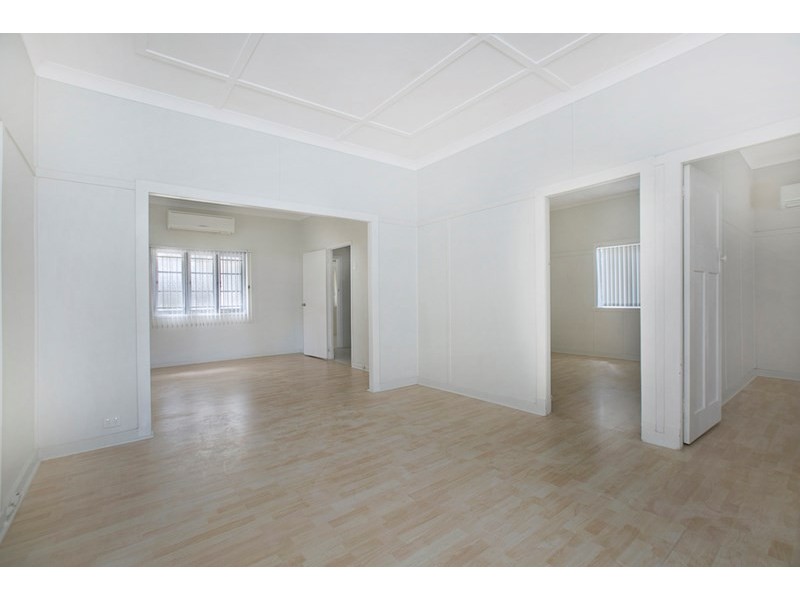 42 Abbotsleigh Street, Holland Park QLD 4121