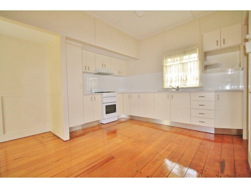 14 Chatsworth Road, Greenslopes QLD 4120