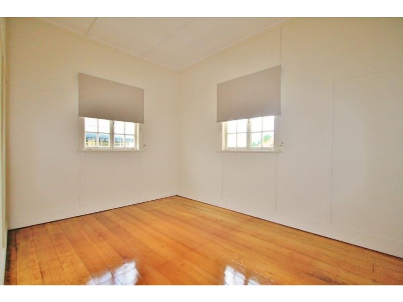 14 Chatsworth Road, Greenslopes QLD 4120