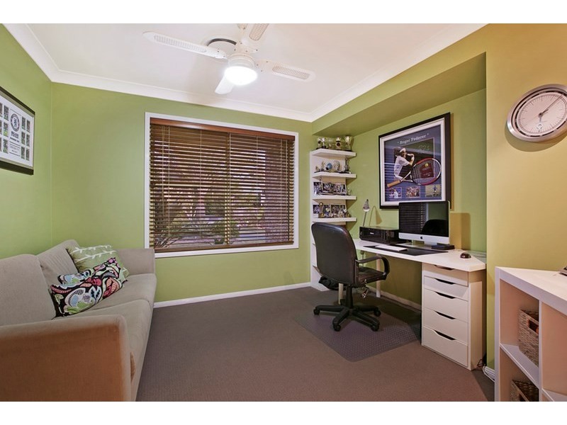 10 Cedar Close, Mackenzie QLD 4156