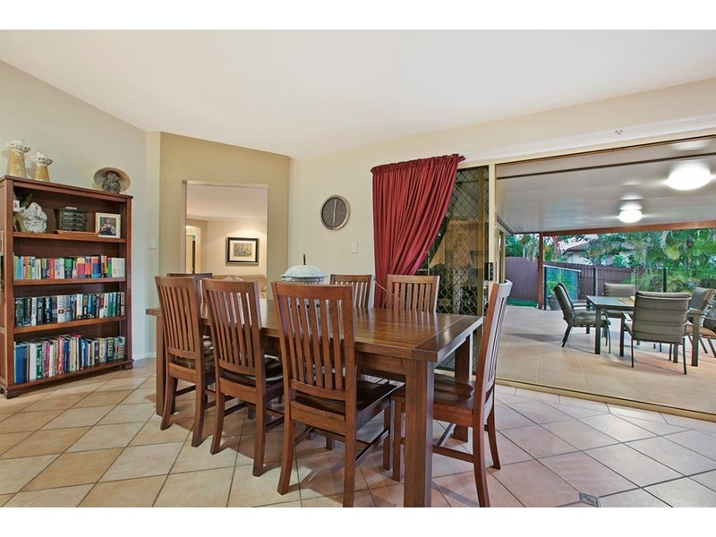 10 Cedar Close, Mackenzie QLD 4156