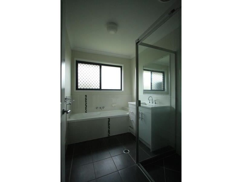 12 Sheridan Close, Moggill QLD 4070