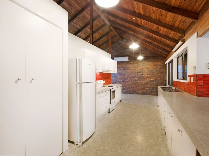 26 Edgehill Street, Nathan QLD 4111