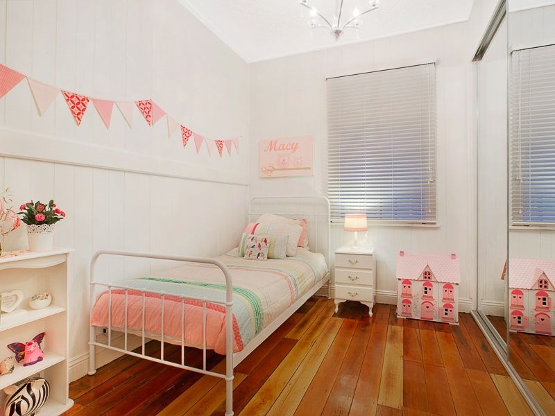 77 Orana Street, Carina QLD 4152