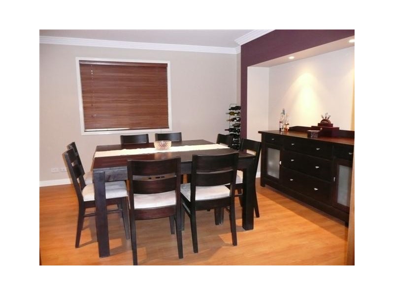 74 Blue Grass Crescent, Eight Mile Plains QLD 4113