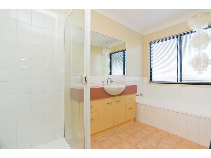 11 Banksia Place, Mount Gravatt East QLD 4122