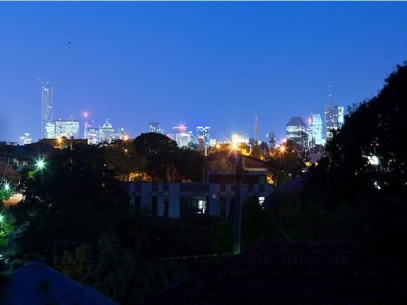 27 Boronia Avenue, Holland Park West QLD 4121