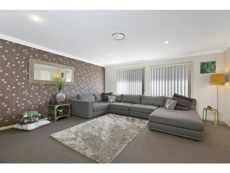 16 Carmel Place, Calamvale QLD 4116