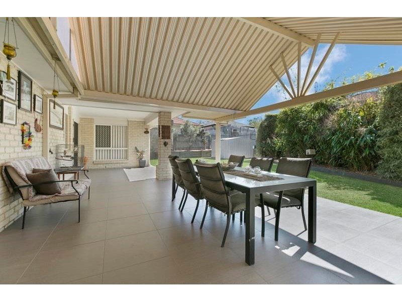 16 Carmel Place, Calamvale QLD 4116