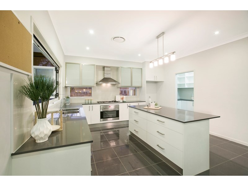 38 Brockhouse Street, Upper Mount Gravatt QLD 4122