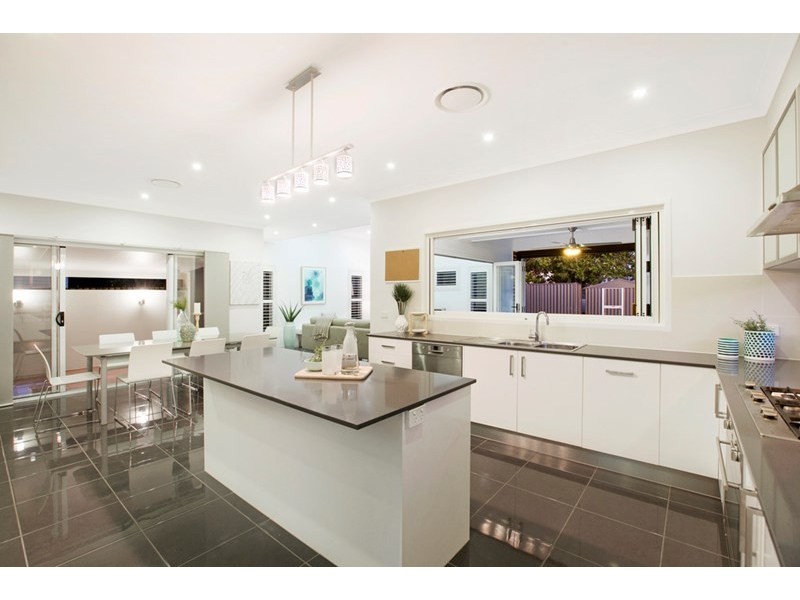 38 Brockhouse Street, Upper Mount Gravatt QLD 4122