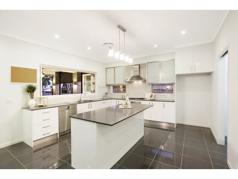 38 Brockhouse Street, Upper Mount Gravatt QLD 4122