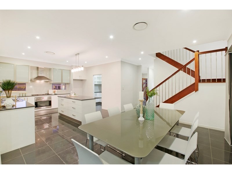 38 Brockhouse Street, Upper Mount Gravatt QLD 4122