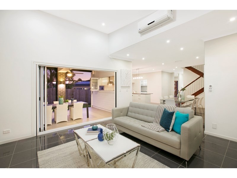 38 Brockhouse Street, Upper Mount Gravatt QLD 4122