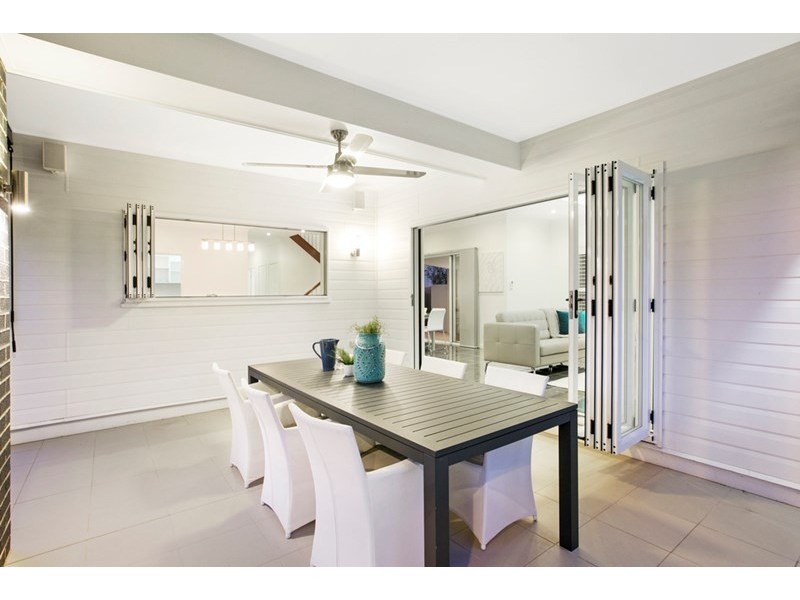 38 Brockhouse Street, Upper Mount Gravatt QLD 4122