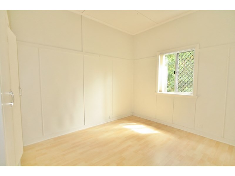 42 Abbotsleigh Street, Holland Park QLD 4121