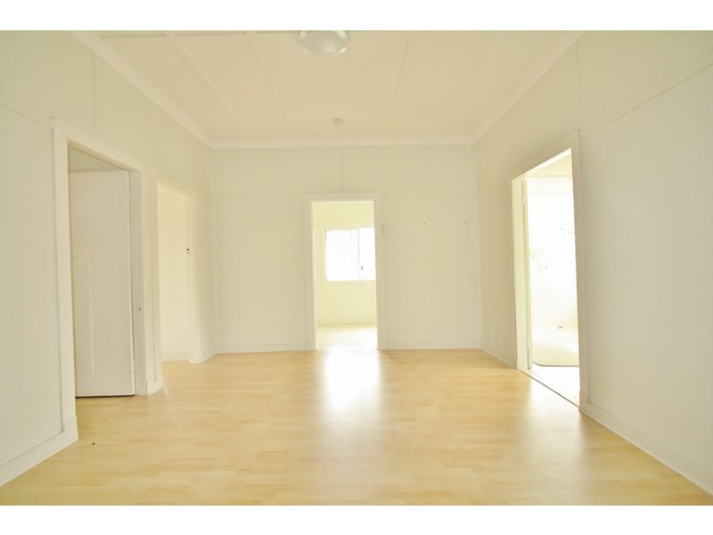 42 Abbotsleigh Street, Holland Park QLD 4121