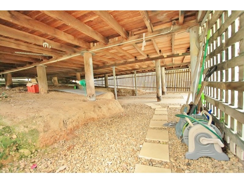 42 Abbotsleigh Street, Holland Park QLD 4121