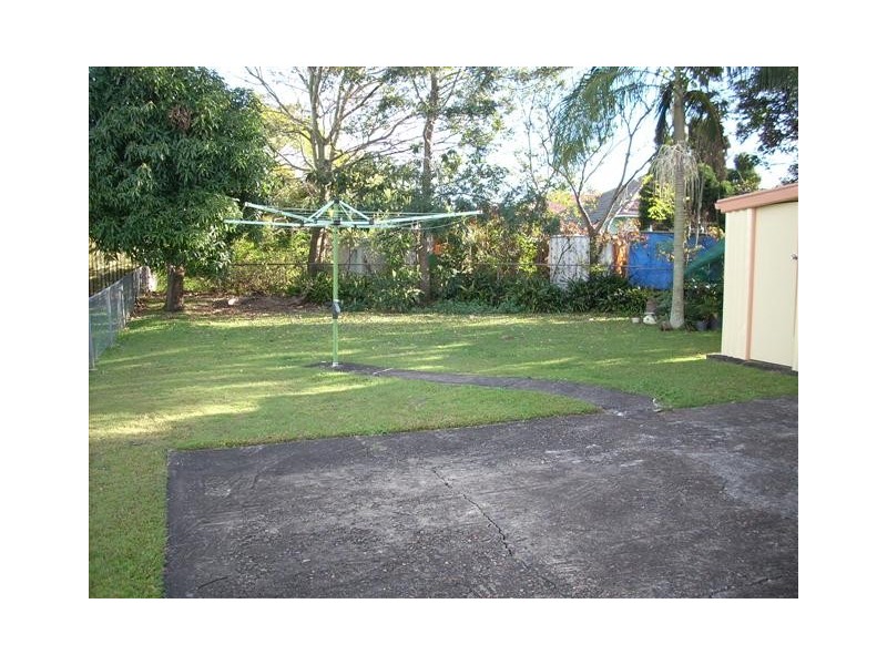 64 Seville Road, HOLLAND Park, Holland Park QLD 4121