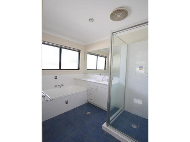 35 Combles Road, Camp Hill QLD 4152