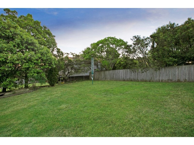 827 Cavendish Road, Holland Park QLD 4121