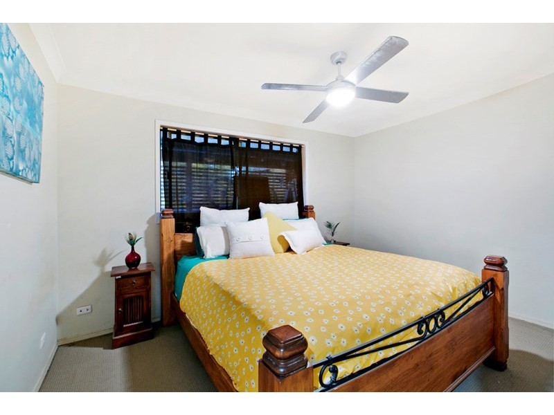 827 Cavendish Road, Holland Park QLD 4121