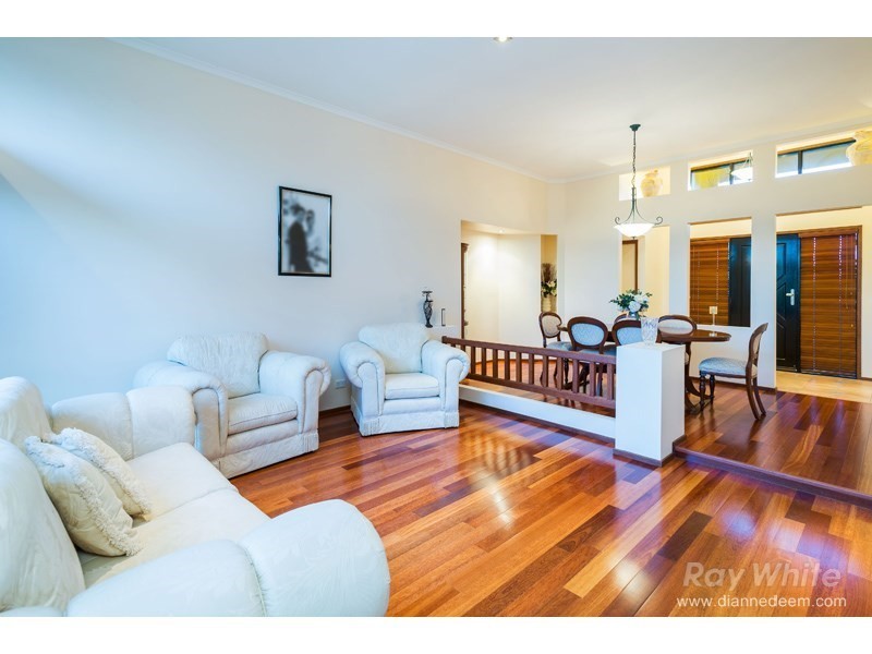 43 Chanel Crescent, Eight Mile Plains QLD 4113